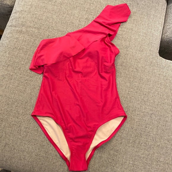 Kona Sol Ruffle one-piece swimsuit with one-shoulder design. Size Medium - Picture 2 of 9